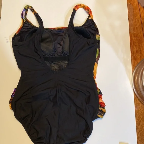 💜VGUC 14 One Piece Croft & Barrow Plus Size Swim Suit black floral gold orange - Picture 7 of 12